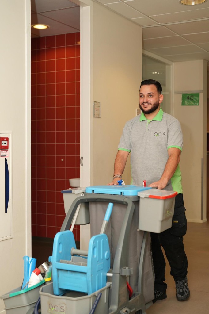 Het team van Quality Clean Service op locatie